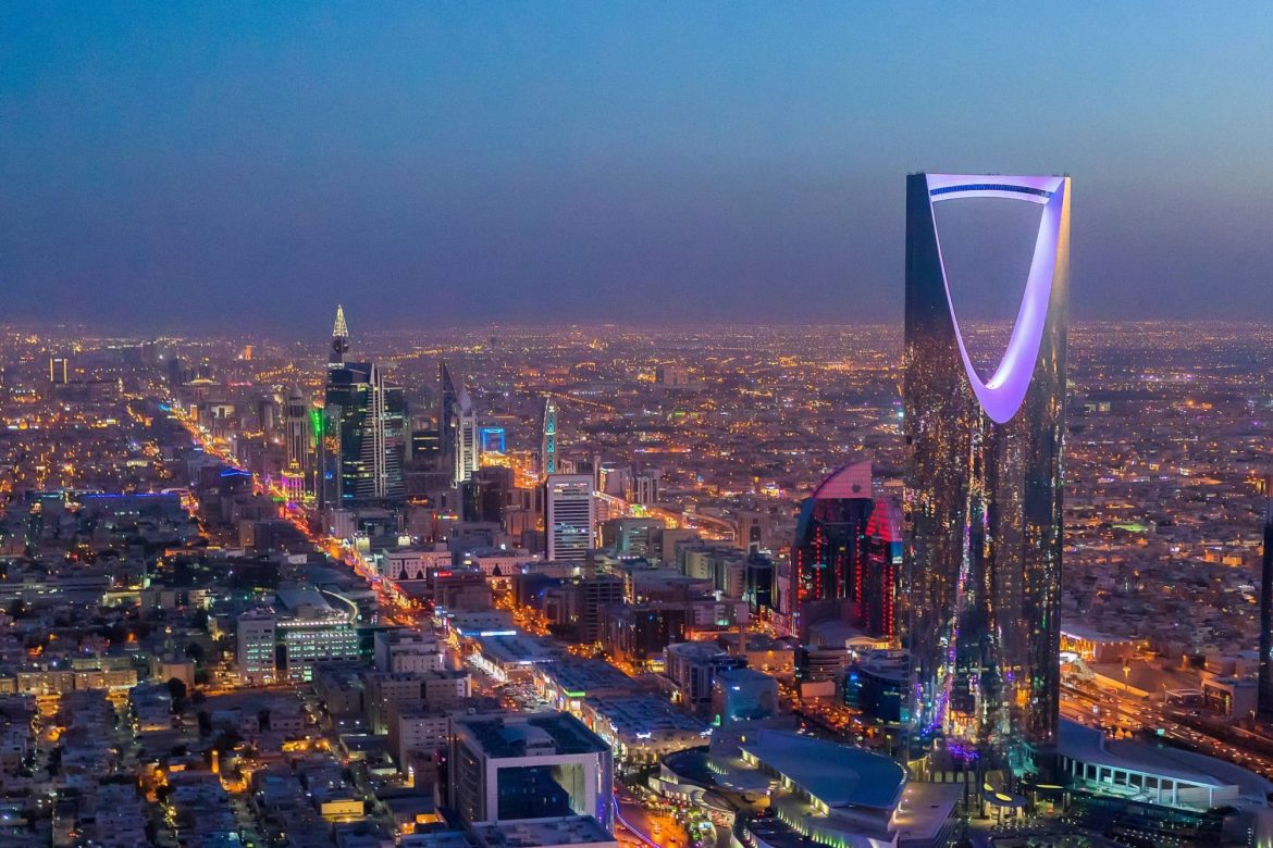 سعودی حکومت کا کورونا سے نمٹنے کیلئے نئی حکمت عملی کا اعلان