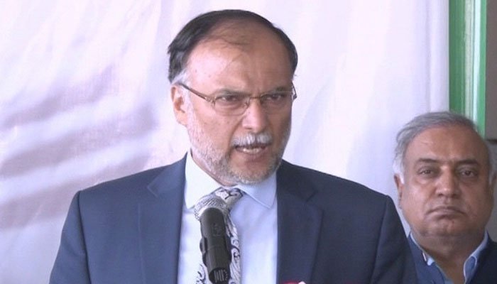 اختر مینگل اور ثنااللہ زہری کے درمیان تنازع ، ہم نہیں چاہتے تھے کہ ثنا اللہ زہری جلسے میں شریک ہوں ، احسن اقبال
