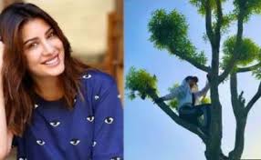 مہوش حیات کی درخت پر چڑھنے کی تصویر سوشل میڈیا پر وائرل ہوگئی