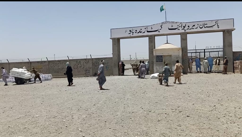 تفتان ،زیرو پوائنٹ  2 ہفتے کی بندش کے بعد تجارتی سرگرمیوں بحال