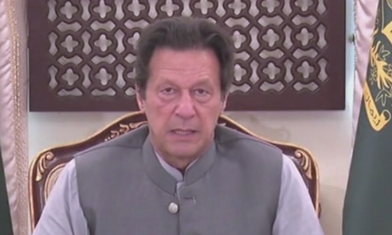 کورونا سےمعاشی حالات بگڑنے کا خدشہ، وزیراعظم کا کاروبار بند نہ کرنے کا اعلان