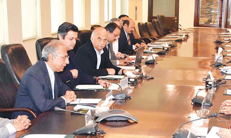 پیٹرولیم مصنوعات کی قیمتیں 15 روز بعد تبدیل کرنے کی تجویز منظور