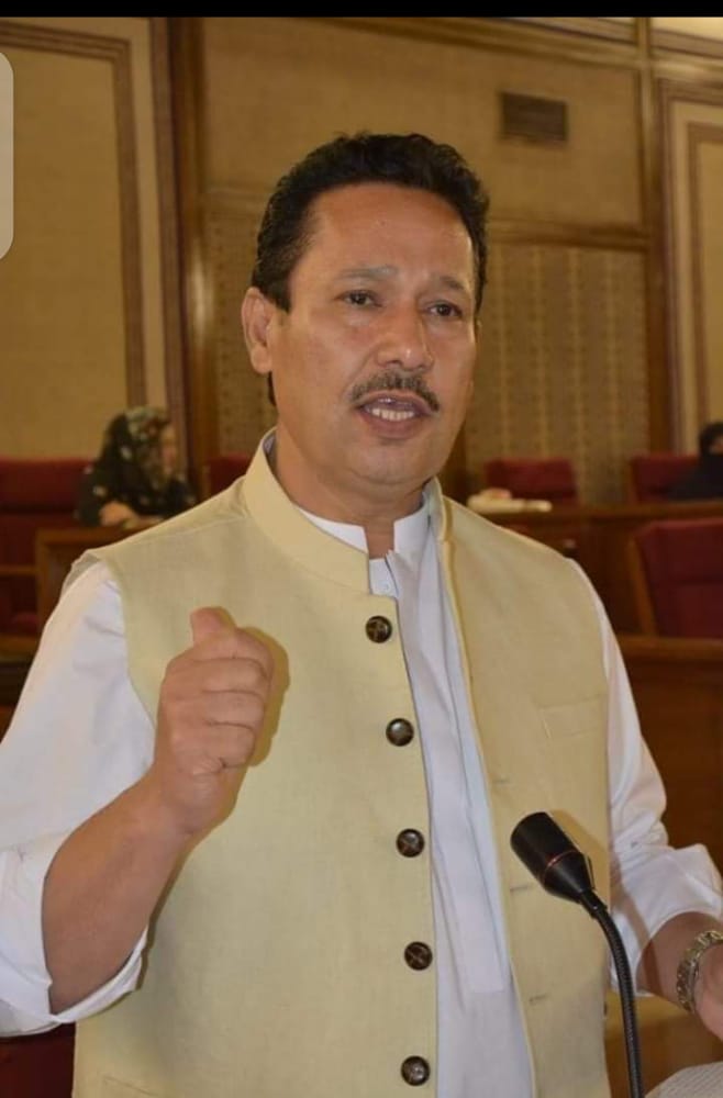 ترقی کا کوئی مخالف نہیں ‘ وسائل عوام کیلئے استعمال میں لانا چاہتے ہیں ‘ ثناءبلوچ