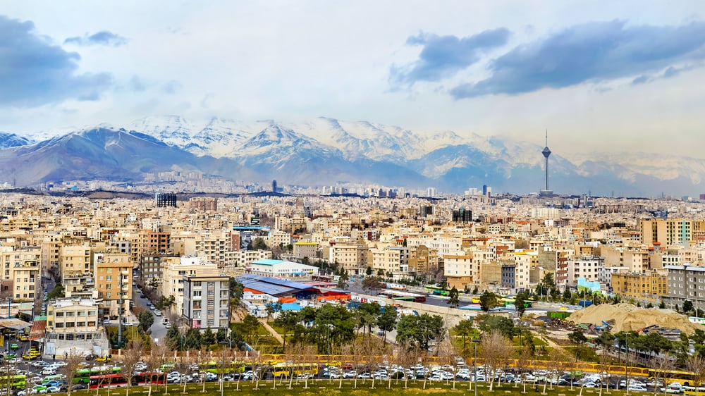 خامنہ ای کے خلاف احتجاج، ایرانی شہری کی خود کشی کی کوشش