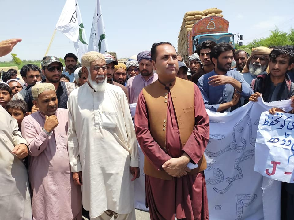 وڈھ ‘ ہندو تاجر کا قتل ‘ جھالاوان عوامی پینل کے زیر اہتمام احتجاجی ریلیاں ‘ مظاہرہ