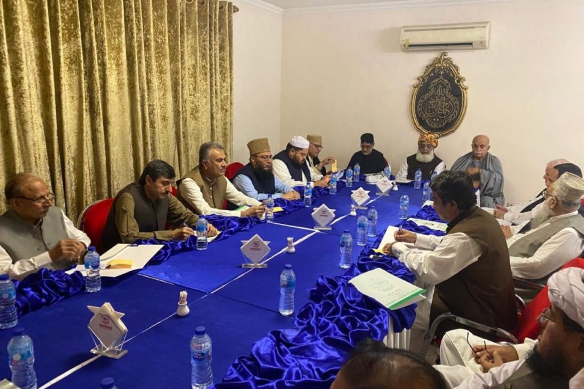 مولانا فضل الرحمٰن کی دعوت کے باوجود جماعت اسلامی نہ آئی؟