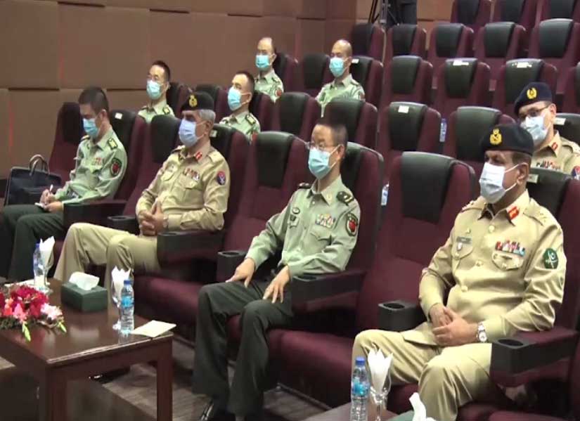 چین کے دفاعی اتاشی میجر جنرل چین وین رانگ کا وفد کے ہمراہ آئی ایس پی آر کا دورہ