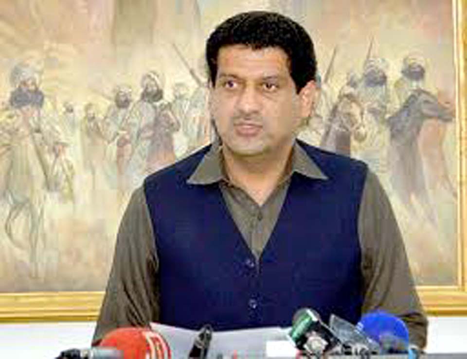 زیرالتواءمنصوبوں کو مقررہ وقت میں تکمیل تک پہنچائیںگے ‘ ظہور بلیدی