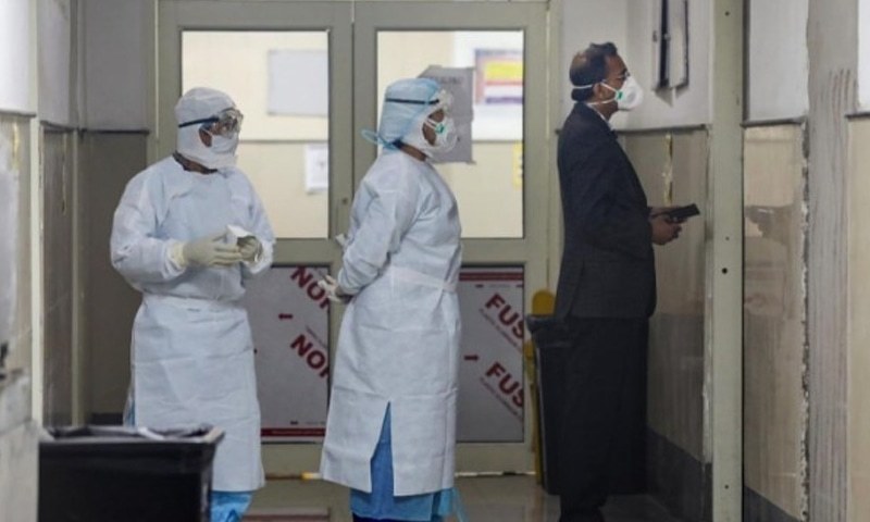 کورونا وائرس: ملک میں ایک روز میں 3 ہزار 306 کیسز، 40 اموات کا اضافہ