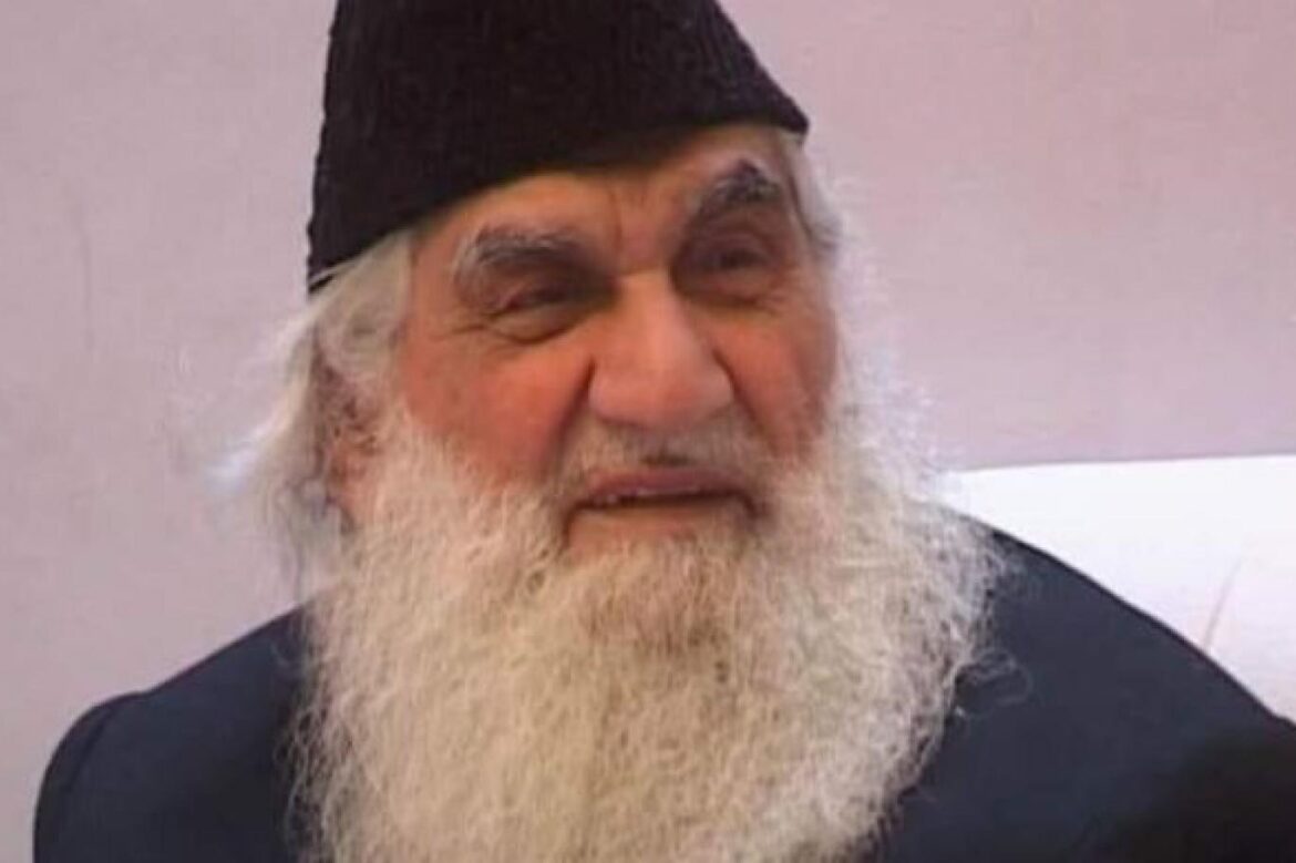 ’بابائے پشتو صحافت‘ پیر سفید شاہ کا انتقال
