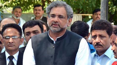 عمران خان کی خام خیالی ہے کہ فوج انکے ساتھ ہے،شاہد خاقان عباسی