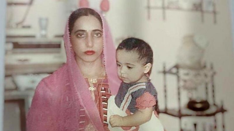 میں بیٹی کی موت پر بھی نہیں روئی کیونکہ وہ یہ پسند نہ کرتی‘ والدہ کریمہ بلوچ