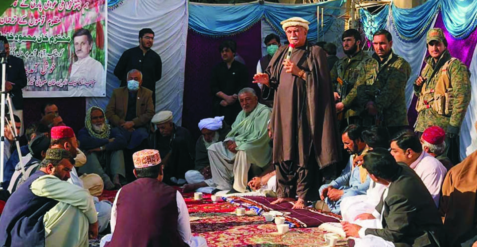 سیاست غیور پشتون افغان ملت کو ہر حال میں کرنی ہوگی‘ مشر محمود خان اچکزئی