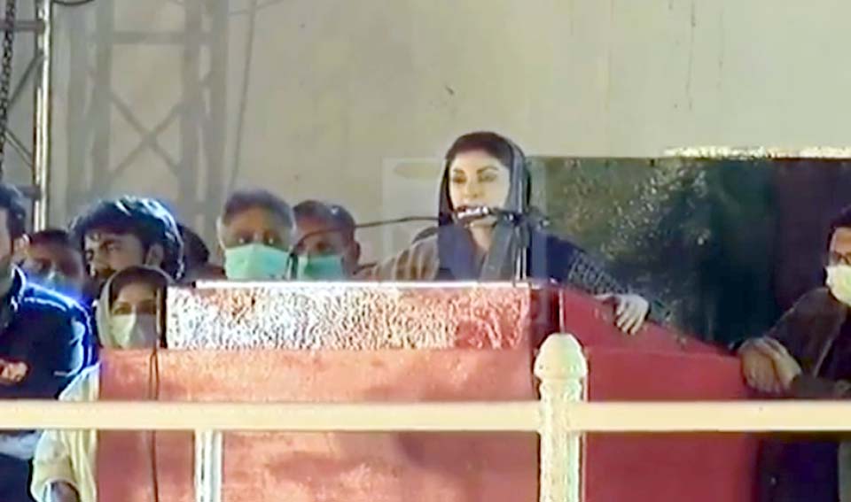 عمران خان خود اعتراف کررہے ہیں کہ نااہل بھی ہے ، نالائق بھی ، مریم نواز