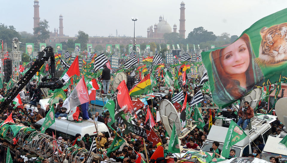 حکومت مخالف تحریک میں تیزی ، پی ڈی ایم آج بہاولپور میں طاقت کا مظاہرہ کرے گی