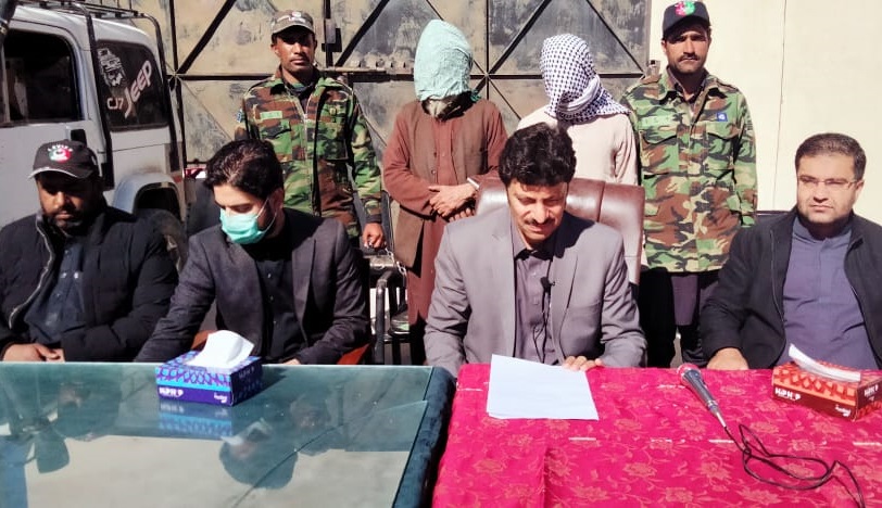 خضدار.  لیویز کی کارروائی 88 کلو بارود برآمد ، 2 ملزمان گرفتار