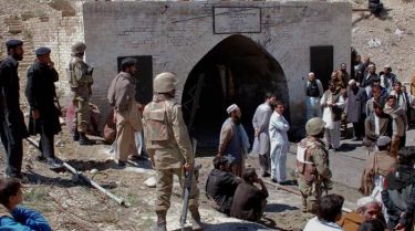 مچھ ، مسلح افراد کی فائرنگ ، 11 کان کن جاں بحق ، متعد د زخمی