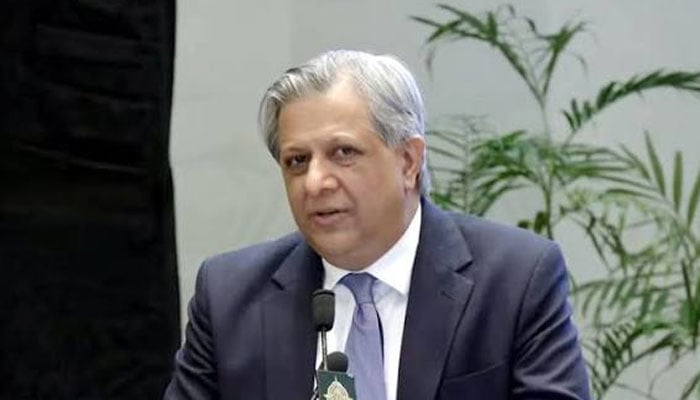 نواز یا بانی کیلئے نہیں ہزاروں قیدیوں کیلئے کلچر تبدیل کرنا ہے، وفاقی وزیر قانون