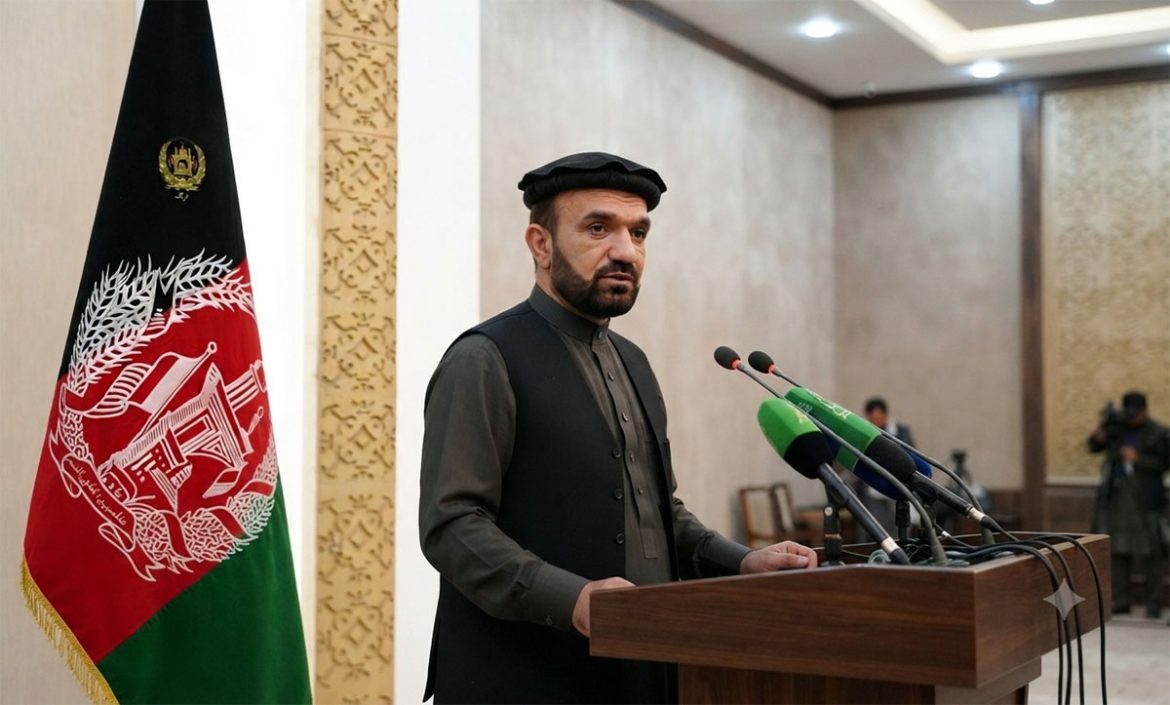 سابق افغان ڈپٹی اسپیکر عبدالظاہر قدیر منشیات اور اسلحہ اسمگلنگ کے الزام میں امریکا منتقل