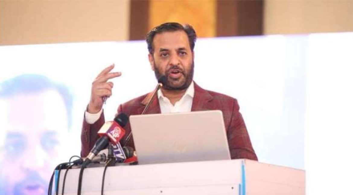 پمز سانحہ: وزیر صحت مصطفیٰ کمال کا استعفیٰ وزیراعظم کو پیش، فرانزک رپورٹ کا انتظار