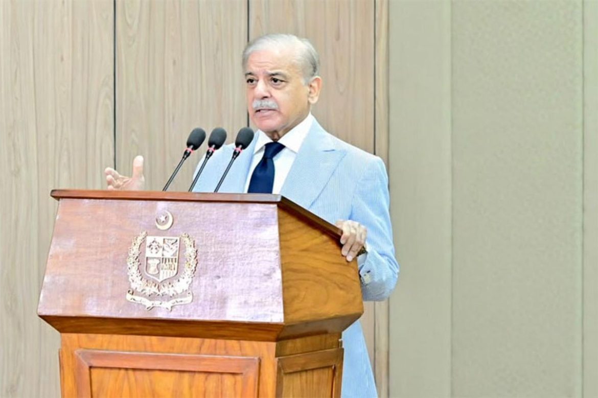 بلوچستان میں دہشت گردی کے خاتمے کے لیے اجتماعی کوششیں ناگزیر ہیں ، وزیراعظم