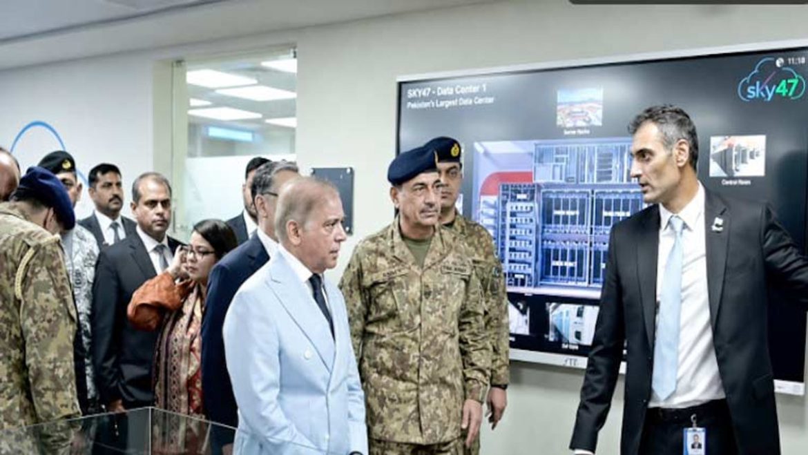 وزیراعظم اور فیلڈ مارشل نے سکائی 47 ڈیٹا سینٹر ’قراقرم ون‘ کا افتتاح کر دیا