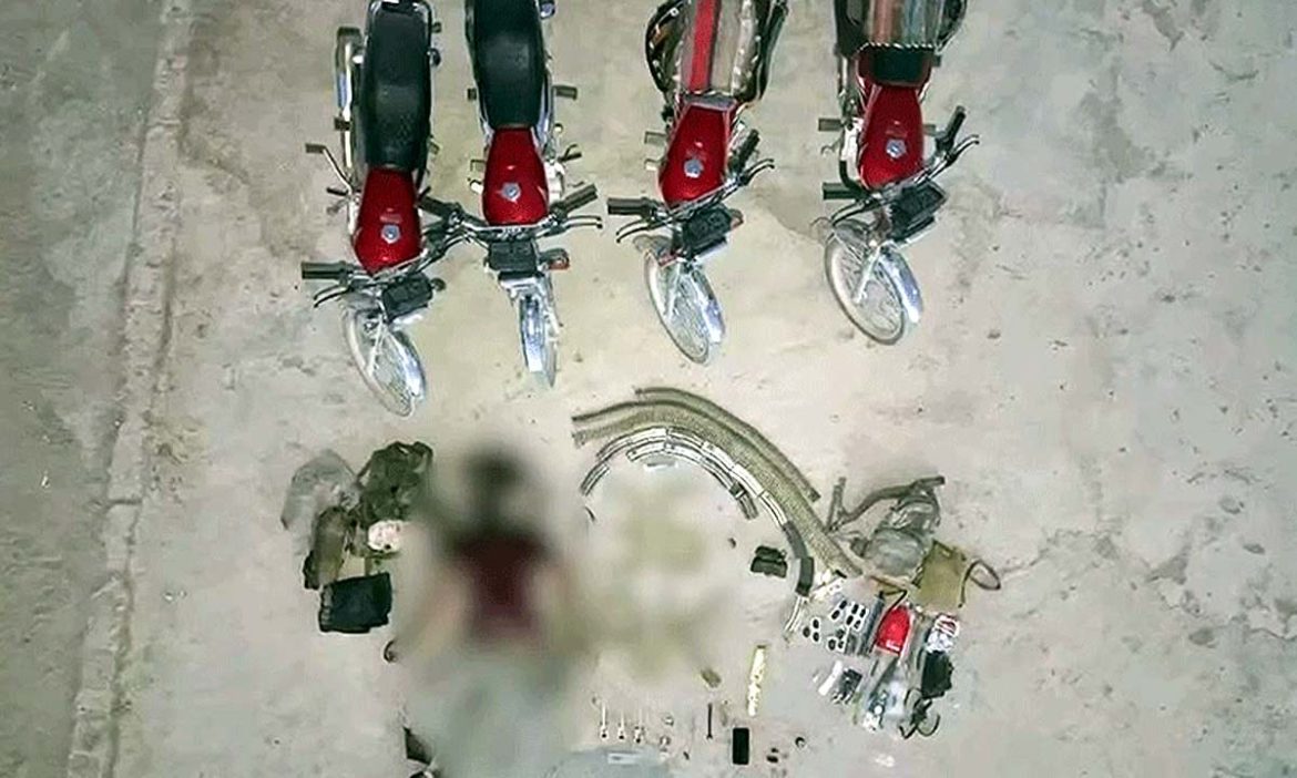 بلوچستان میں سیکیورٹی فورسز کا آپریشن، 2 دہشتگرد ہلاک، 3 زخمی ، سیکیورٹی ذرائع