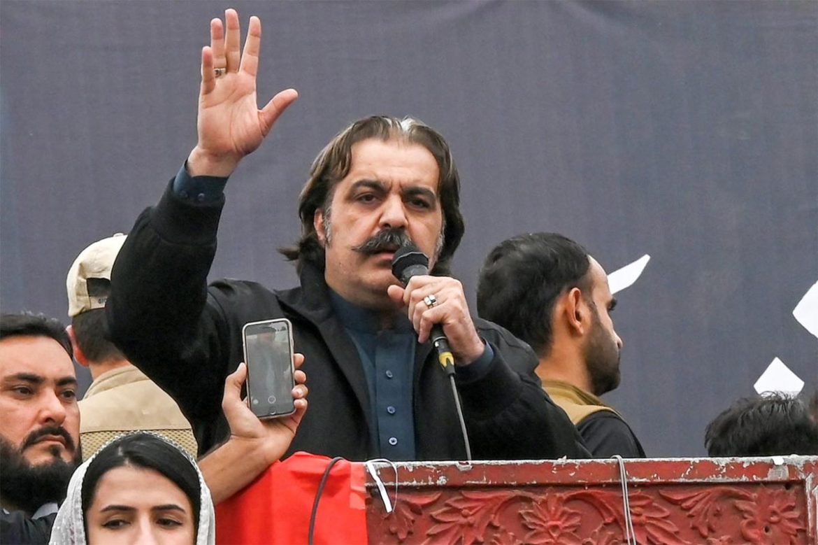 علی امین گنڈاپور متحرک ہوگئے، لانگ مارچ کیلئے سیاسی سر گرمیاں شروع کر دیں‘ ذرائع