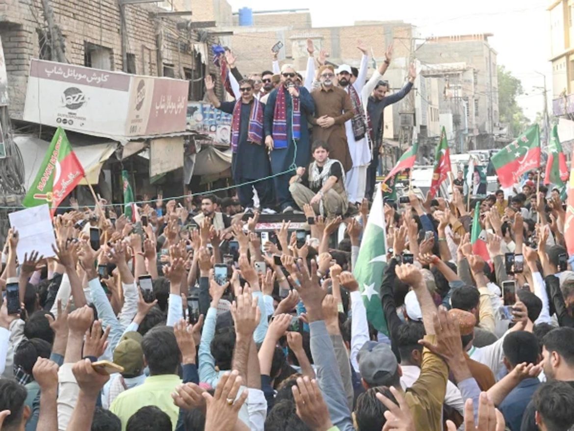 سندھ کے عوام نے بتادیا وہ کسی اور کے نہیں عمران خان کے ساتھ ہیں، سہیل آفریدی