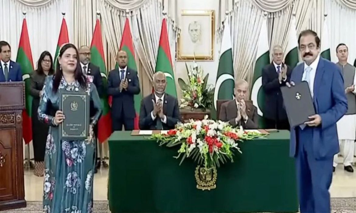مالدیپ کے صدر کی پاکستان آمد، دفاع اور سائبر سیکیورٹی سمیت 20 معاہدے